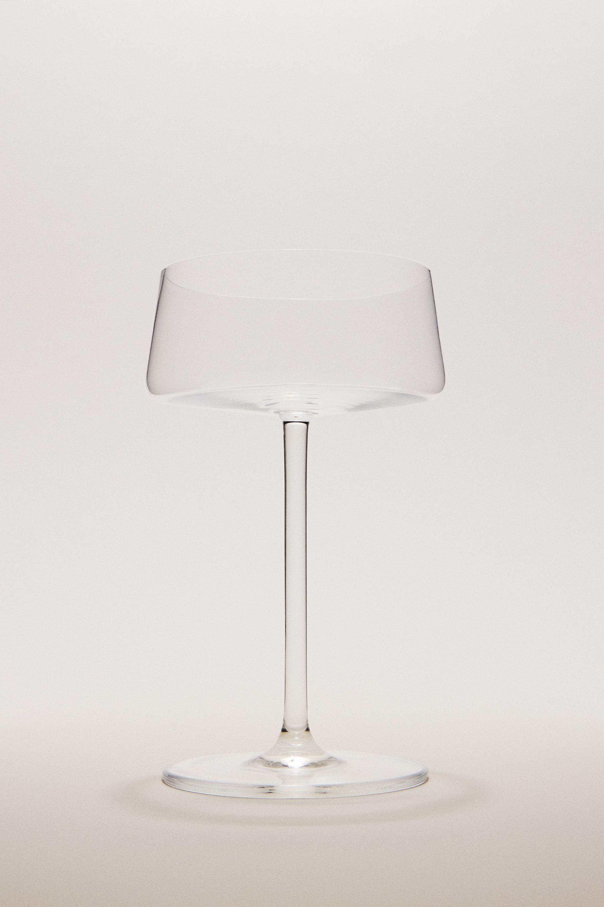 LOW CONICAL CRYSTALLINE WINE GLASS